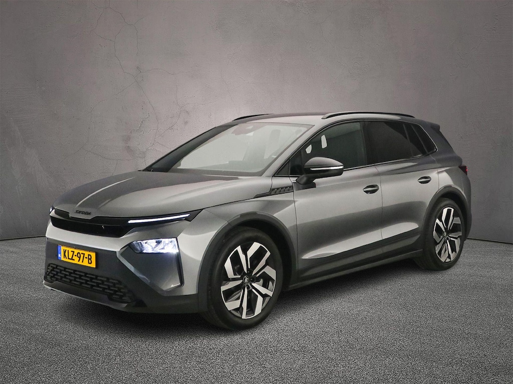 Skoda Elroq 85 Sportline 286pk Automaat Adaptive cruise control, Achteruitrijcamera, LED koplampen, Stoelverwarming, Navigatie, Parkeersensoren, App connect