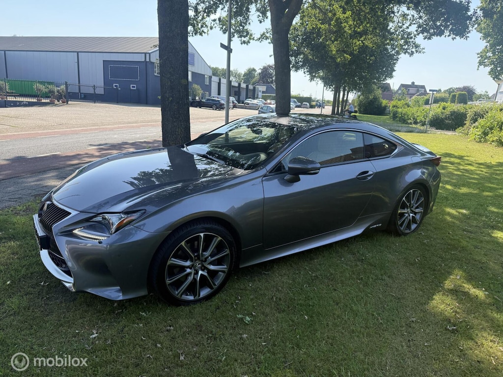 Lexus RC 300h Luxury Line Mark Levinson