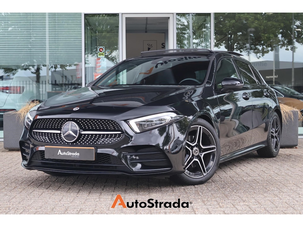 Mercedes-Benz A-klasse 180 AMG-LINE I Night Pakket I Pano I Sfeerverlichting I Camera I Navi I Cruise