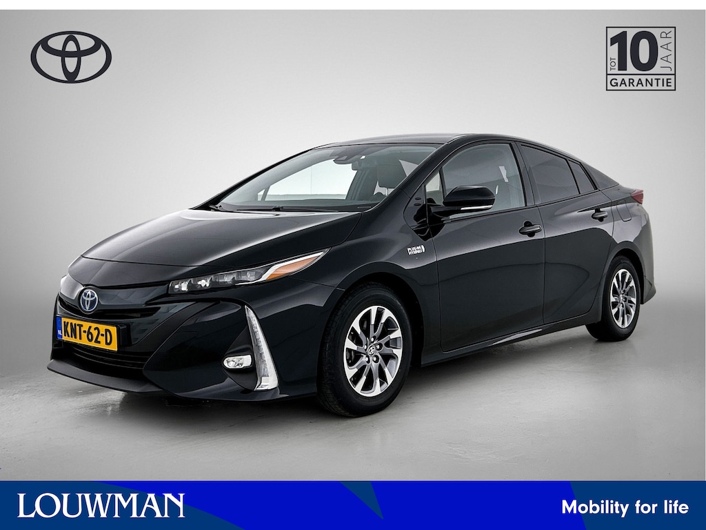 Toyota Prius 1.8 Plug-in Dynamic | Dealer Onderhouden | Head-Up Display | Dodehoek detectie | stoelverwarming | Navigatie | Parkeersensoren achter | Draadloze telefoonlader | Cruise Control Adaptive |