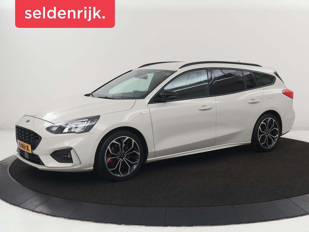 Ford Focus 1.5 EcoBoost ST Line X Business | Virtual | Cruise | Virtual | Cruise control | Lane assist | Camera | DAB | Climate control | Elektrische kofferklep | Navigatie | Bluetooth | Carplay