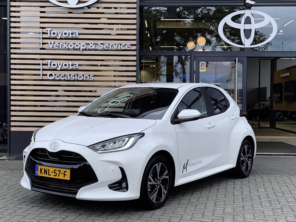 Toyota Yaris 1.5 Hybrid 115 Dynamic | Comfort Pack | Rijklaar