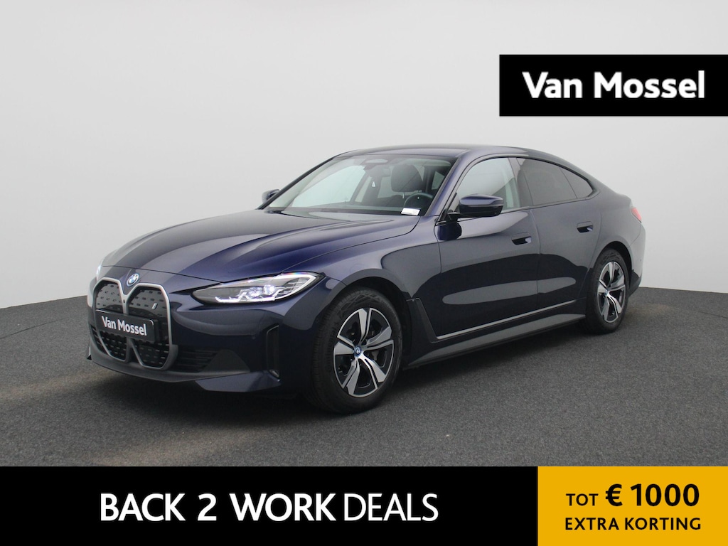 BMW i4 eDrive40 | Automaat | Apple Carplay | Camera | Parkeersensoren | Harman/Kardon |