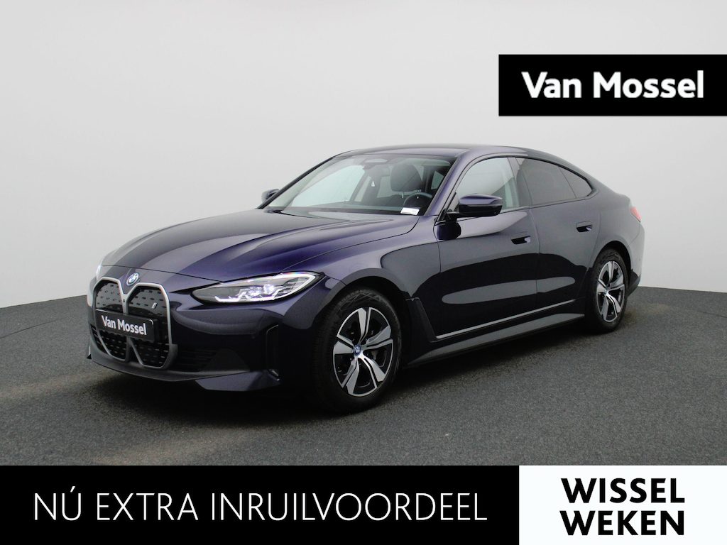 BMW i4 eDrive40 | Automaat | Apple Carplay | Camera | Parkeersensoren | Harman/Kardon |