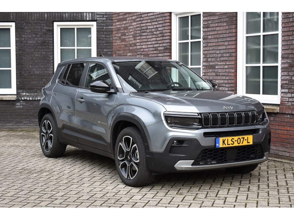 Jeep Avenger Summit 156pk Electric Wij zijn op afspraak geopend! Graag bellen voor uw komst.