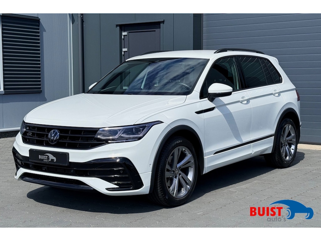 Volkswagen Tiguan 1.5 TSI 150pk R-Line Business+ BLACK STYLE PACK TREKHAAK 73333KM!