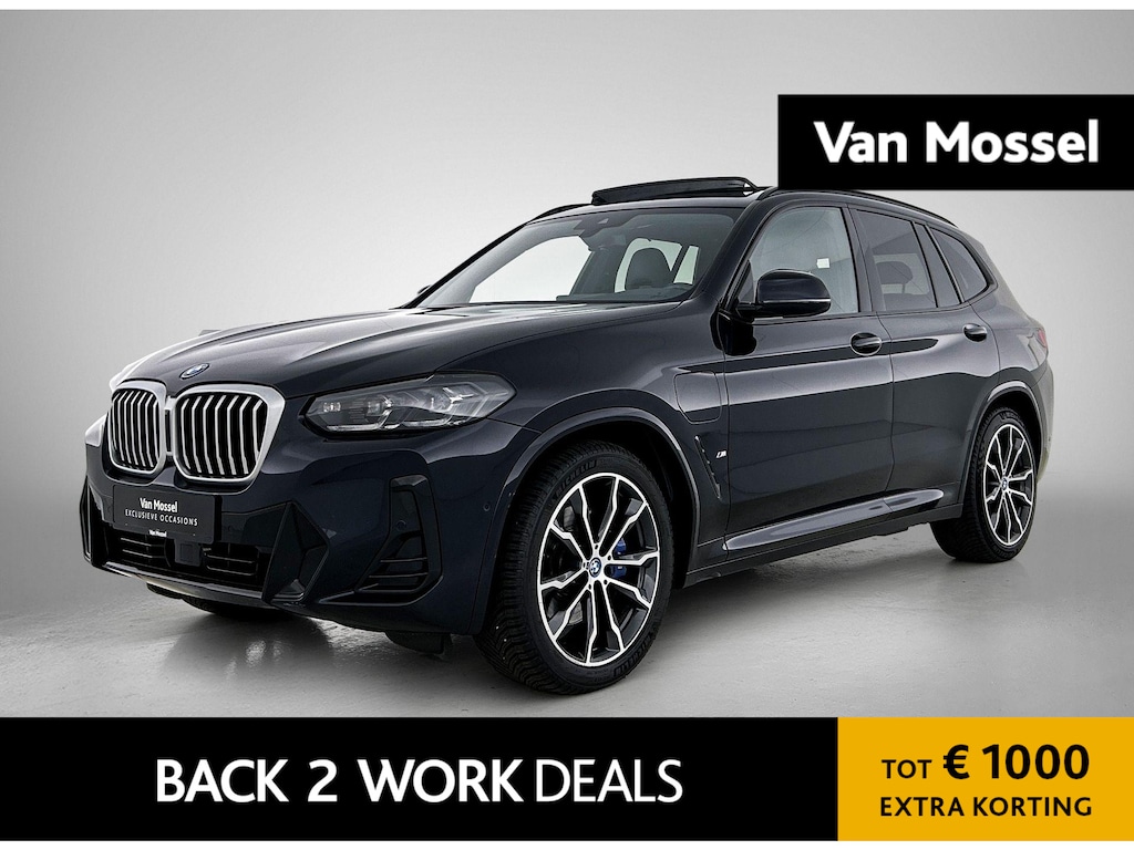 BMW X3 xDrive30e High Executive | LEDER | PANORAMADAK | HARMAN KARDON | HEAD-UP DISPLAY | MEMORY STOELEN | STOELVERWARMING | DODEHOEKSENSOREN | SFEERVERLICHTING | GROOTLICHTASSISTENT | APPLE CARPLAY | ANDROID AUTO | NAVIGATIE | ACHTERUITRIJCAMERA | PARKEERASSISTENT | CRUISE CONTROL | DRIVING MODES |