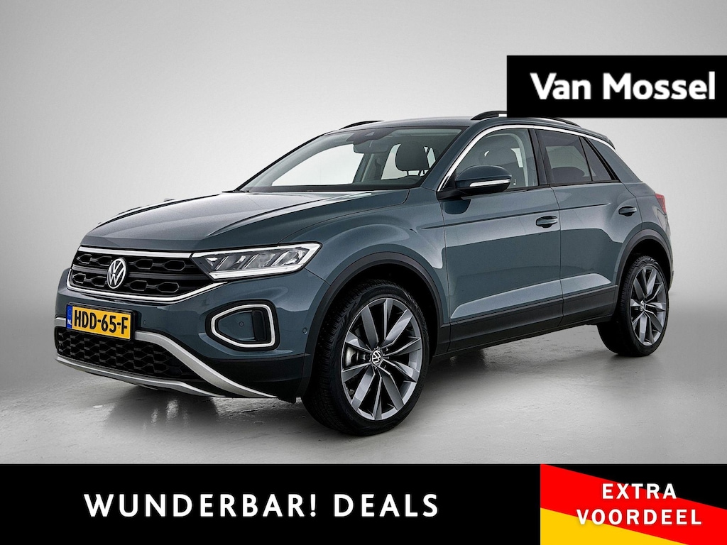 Volkswagen T-Roc 1.0 TSI Life Edition | 116 PK | Trekhaak Afneembaar | Parkeer sensoren voor en achter | Parkeer camera | Adaptive cruise control | Automatische airco 2 zone | dodehoek detectie |