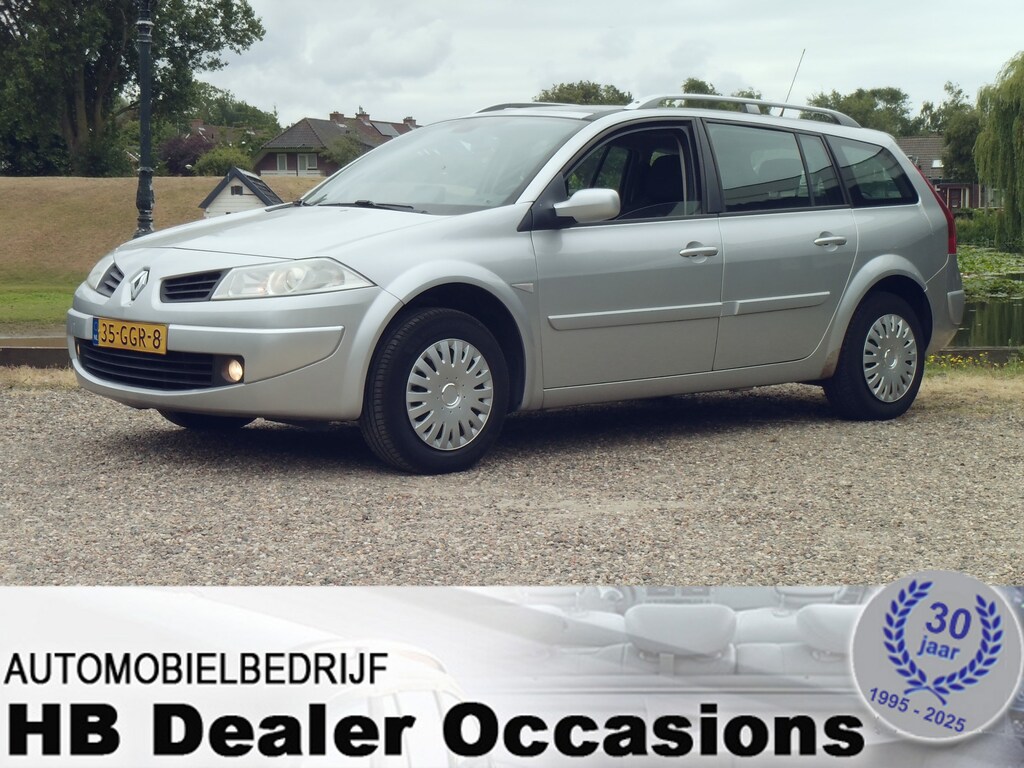 Renault Megane Grand Tour 1.6-16V Business Line - Airco - Navigatie - Panoramadak