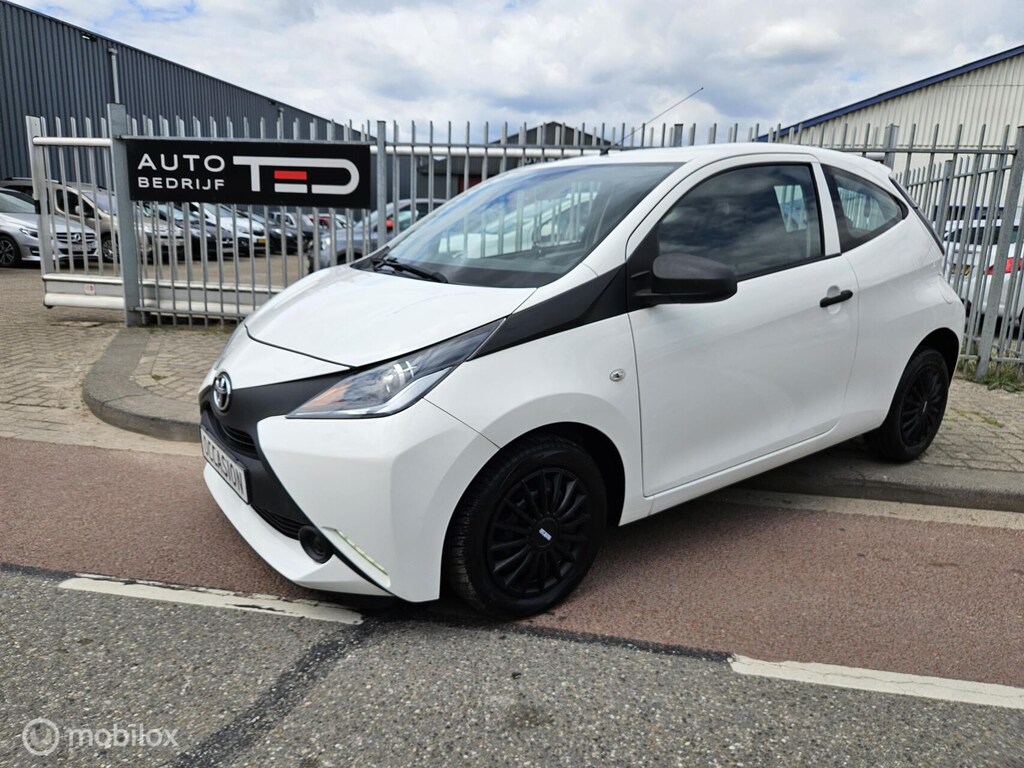 Toyota Aygo 1.0 VVT-i x