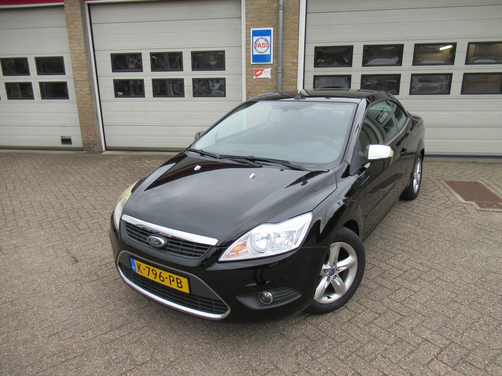 Ford Focus Coupé-Cabriolet 1.6 Trend HANDEL  : cabriodak gaat niet open + rechter raammechanisme defect