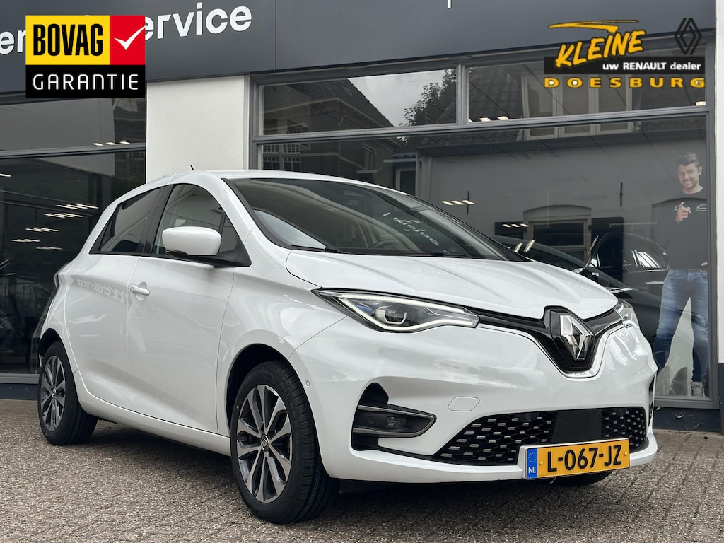 Renault Zoe R135 Intens 52 kWh | SoH 95% | All - Season banden | Koop accu! | Inclusief accu | Navigatiesysteem | Camera achter | CCS Snelladen | Stoelverwarming | Stuurverwarming |