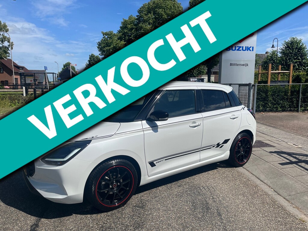 Suzuki Swift 1.2 Style Smart Hybrid AUTOMAAT // Trekhaak // Full option 1e eigenaar dealer onderhouden Swift // Rijklaarprijs!
