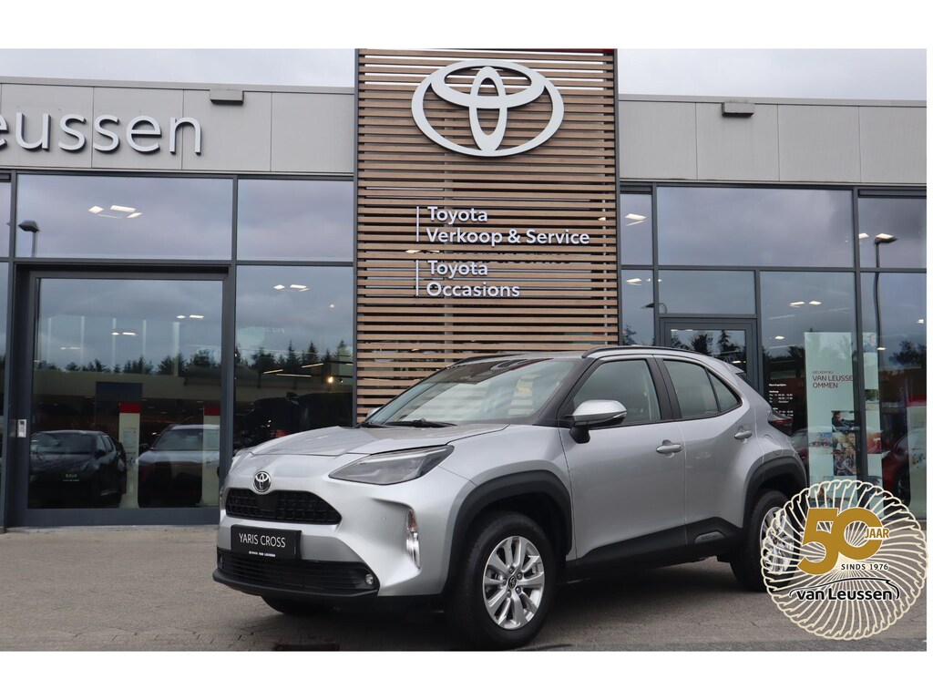 Toyota Yaris Cross 115 HYBRID DYNAMIC STOEL/STUURVERW BLIND-SPOT PARK-SENSOREN CAMERA AD-CRUISE CLIMA APPLE/ANDROID