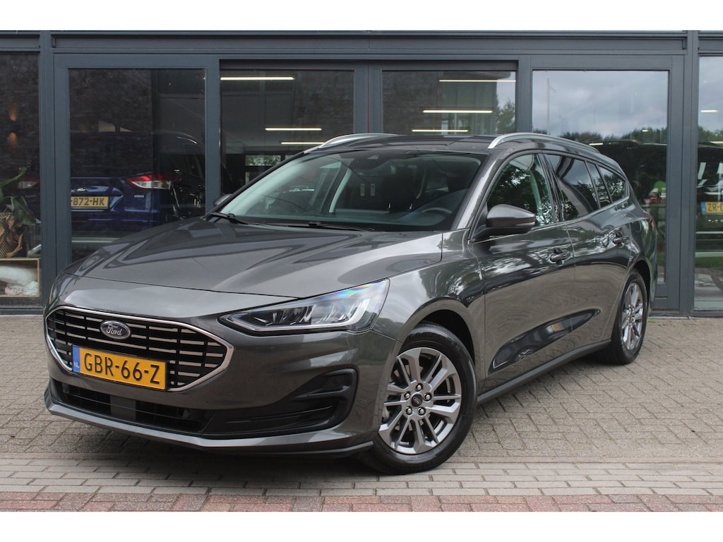 Ford Focus Wagon 1.0 EcoBoost Hybrid Titanium | Automaat | Cruise-control | Carplay | | Navigatie | Parkeersensoren |