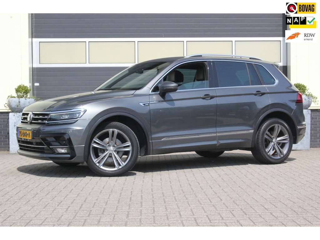 Volkswagen Tiguan 1.4 TSI 4Motion Highline Business R-Line | Trekhaak |