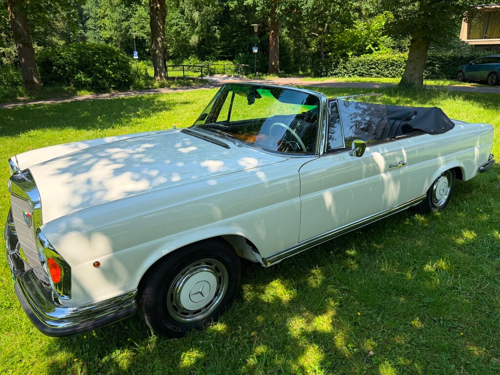 Mercedes-Benz SE 220 b Cabrio body off resauration