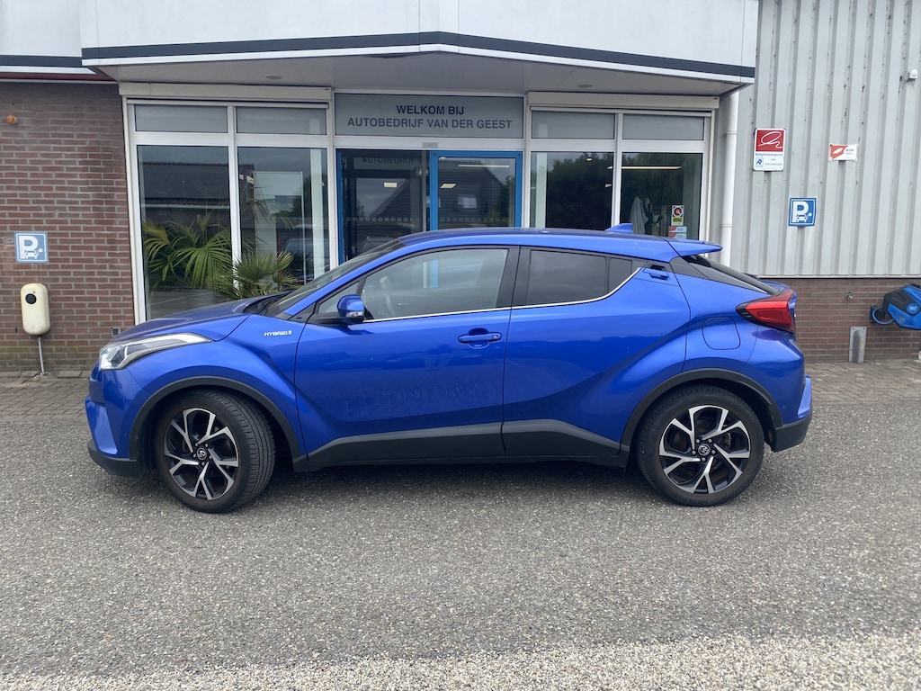 Toyota C-HR / C-HR+ 1.8 Hybrid Business Intro / Stoelverwarming / Navigatie