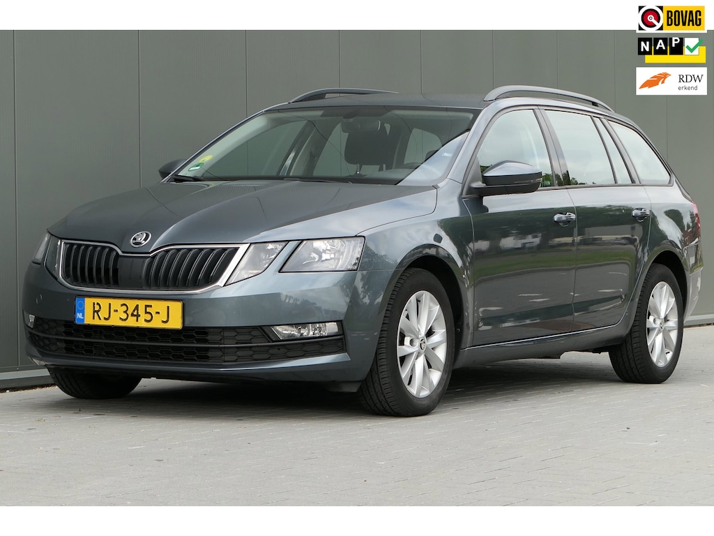Skoda Octavia Combi 1.6 TDI Greentech Ambition Business NAP Cruise Navi Trekhaak
