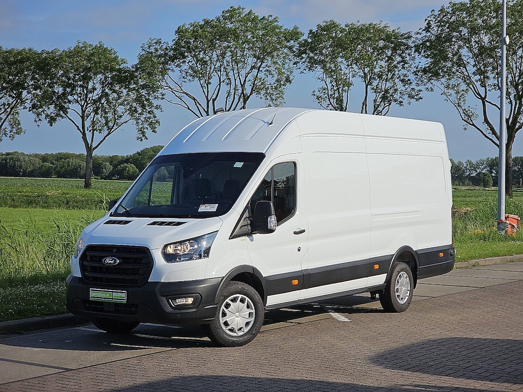 Ford Transit 350 2.0 TDCI L4H3 Trend 131pk | Camera | Navi | Verlengde Fabrieksgarantie | Parkeersensoren | 3zits | 256° deuren