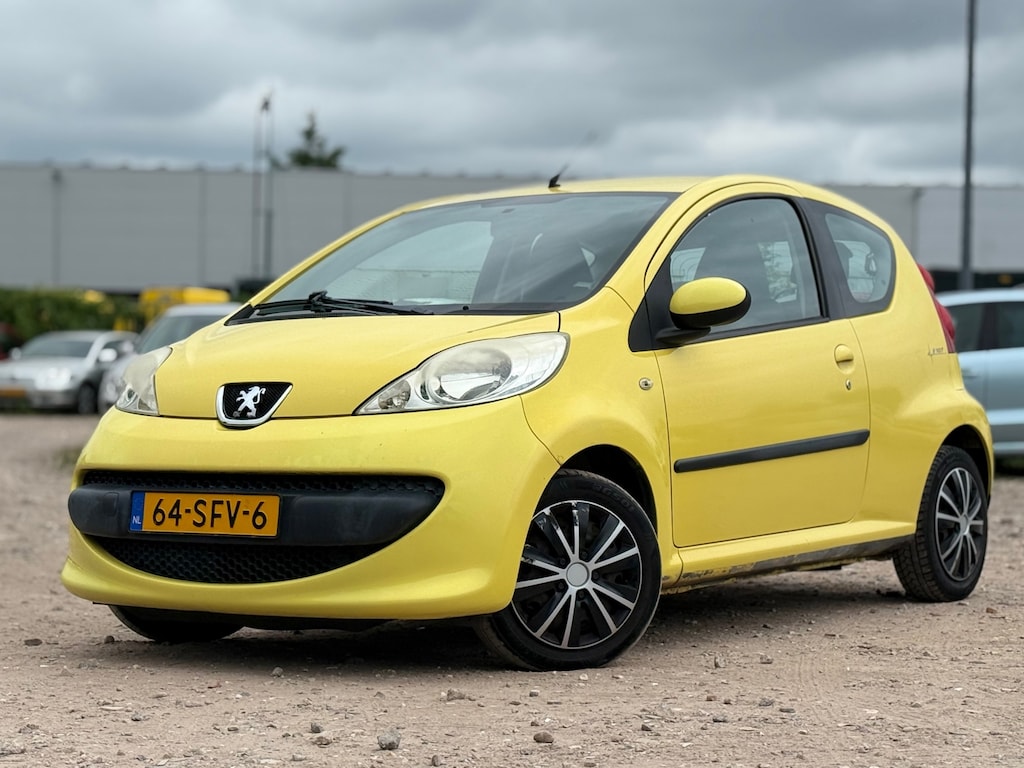 Peugeot 107 1.0-12V XR/ AUTOMAAT/ AIRCO