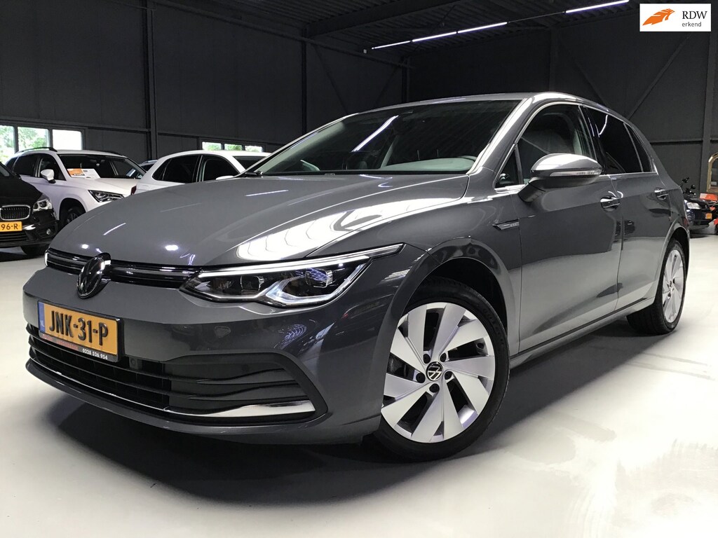 Volkswagen Golf 1.5 eTSI R-Line I Massage I Dode Hoek I Carplay I Clima I Cruise I Led I ACC I Ambiance verl. I Keyless I Dealer.