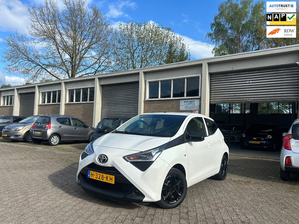 Toyota Aygo 1.0 VVT-i x-fun 1e Eigenaar/ Airco/ Bluetooth/ NAP! Garantie!