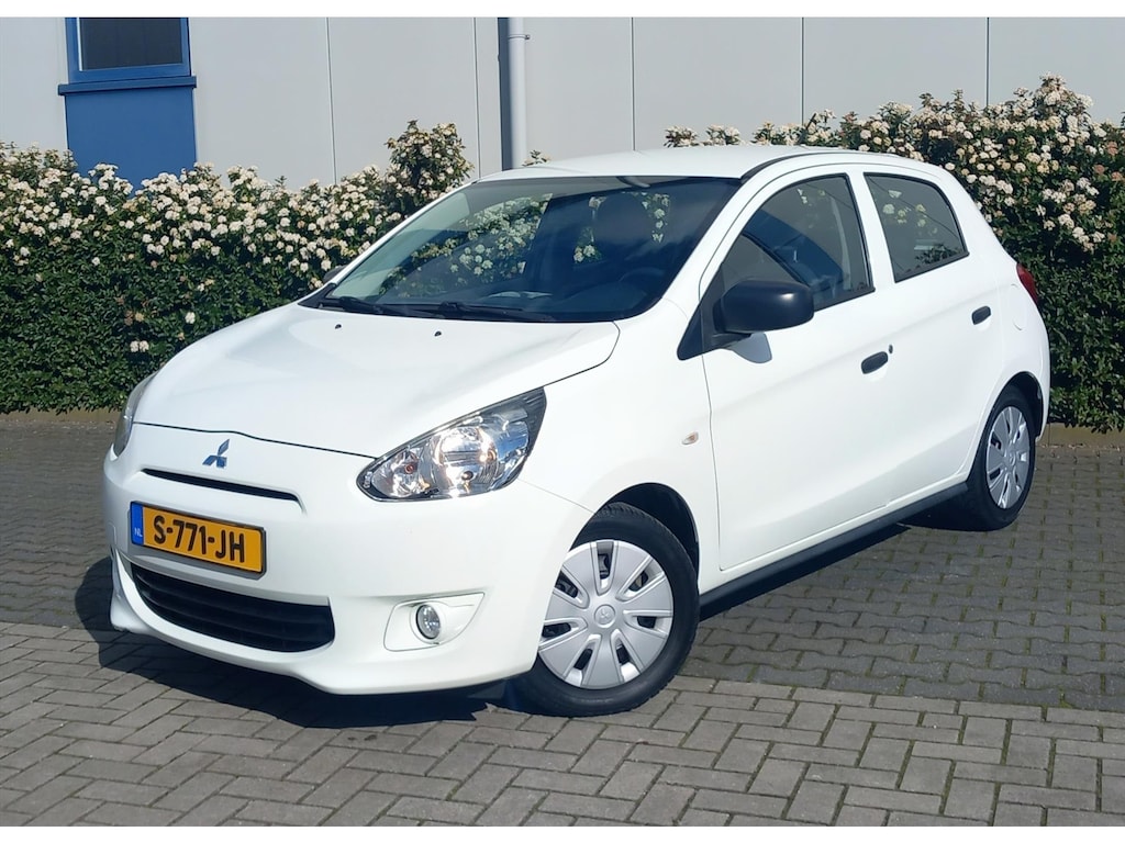 Mitsubishi Space Star 1.0 71PK Inform 5d Airco