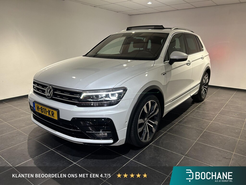 Volkswagen Tiguan 1.5 TSI ACT R-line | Panoramadak | Massage | Adaptieve cruise control | Stoelverwarming |