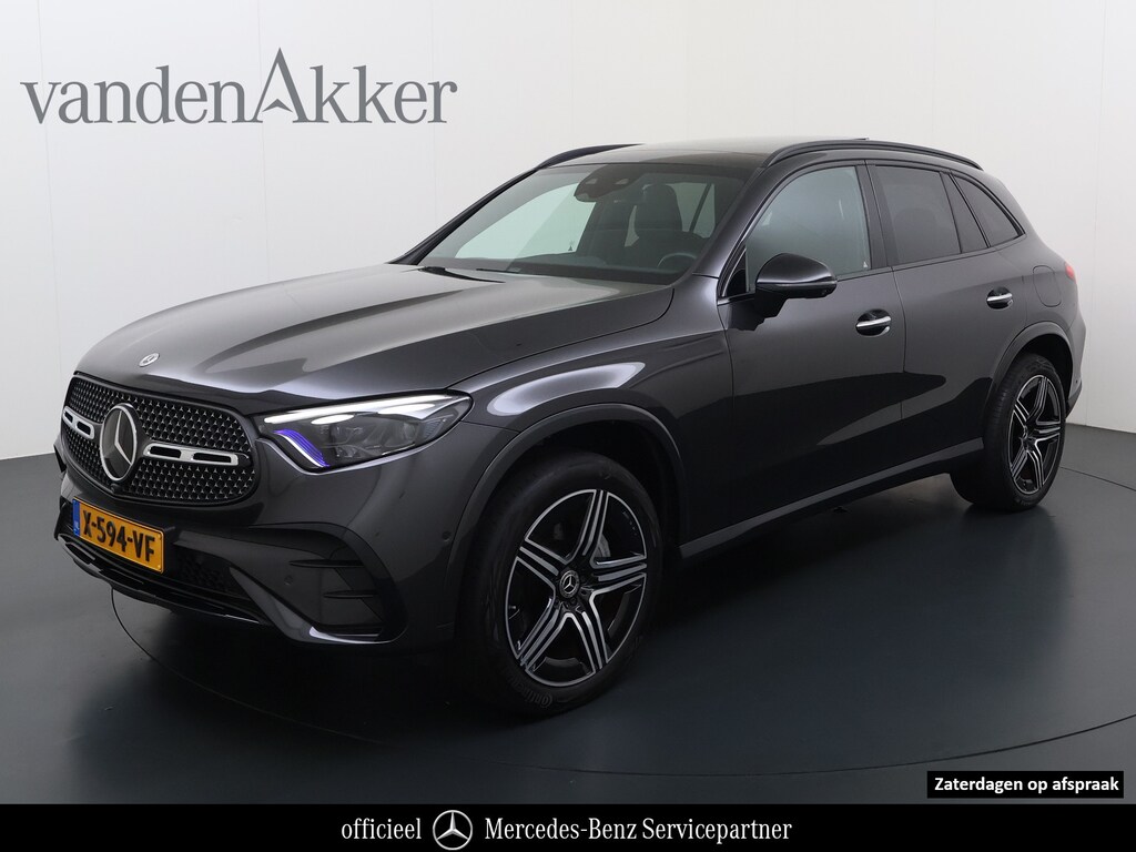 Mercedes-Benz GLC 300e AMG // SoH 93% // Panorama dak // Trekhaak // Burmester // Headup // Memory Stoelen // Distronic // 360 Camera