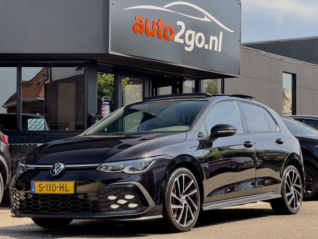 Volkswagen Golf 1.4 eHybride GTE SOH 93.9 % PANODAK LEDER NAVI CAMERA DIGI-DASH APPLE-CARPLAY