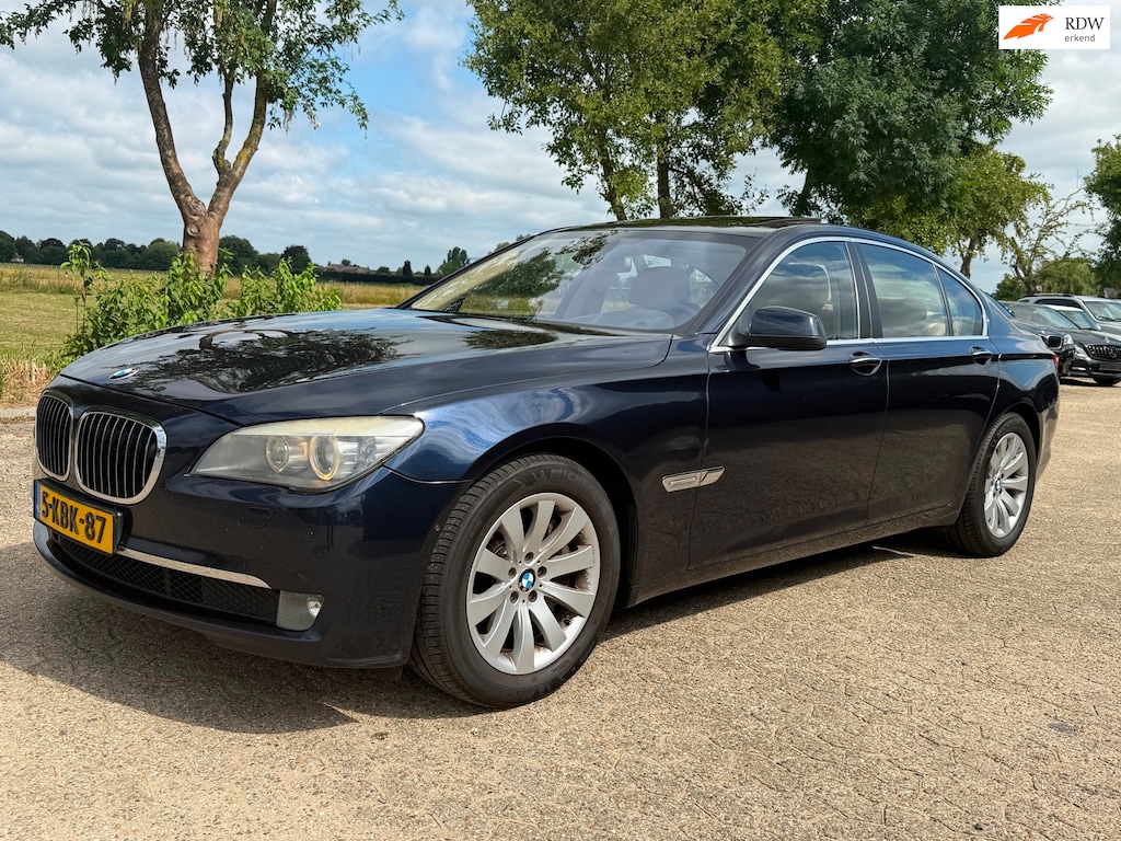 BMW 7-Serie 750i High Executive/SoftClose Lees Tekst!!