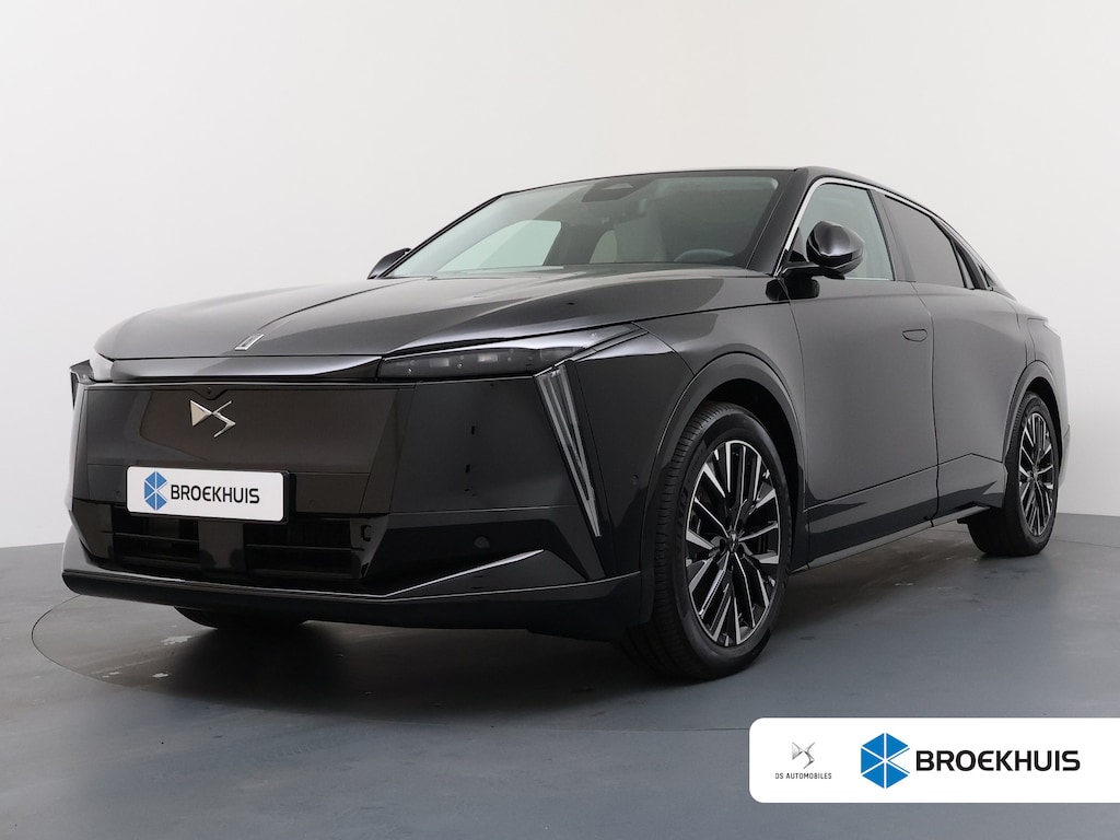 DS NO 8 Long Range Pallas 97 kWh | Demo deal | 721 km WLTP | Panoramadak | Trekhaak | 20" Velgen | Elek. stoelen | Elek. achterklep | Stoel, stuur en nekverwarming | Trekhaak |
