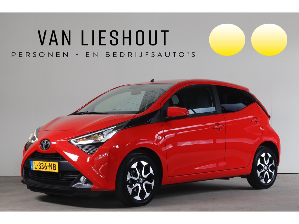 Toyota Aygo 1.0 VVT-i x-joy - NL- Auto!! Apple I Camera I Climate