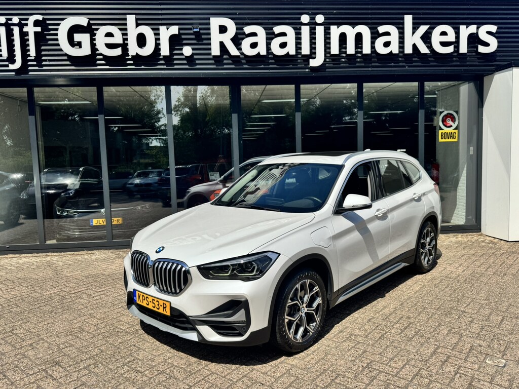 BMW X1 xDrive25e High Executive X-Line*Panoramadak*Trekhaak*LED*90%SOH*