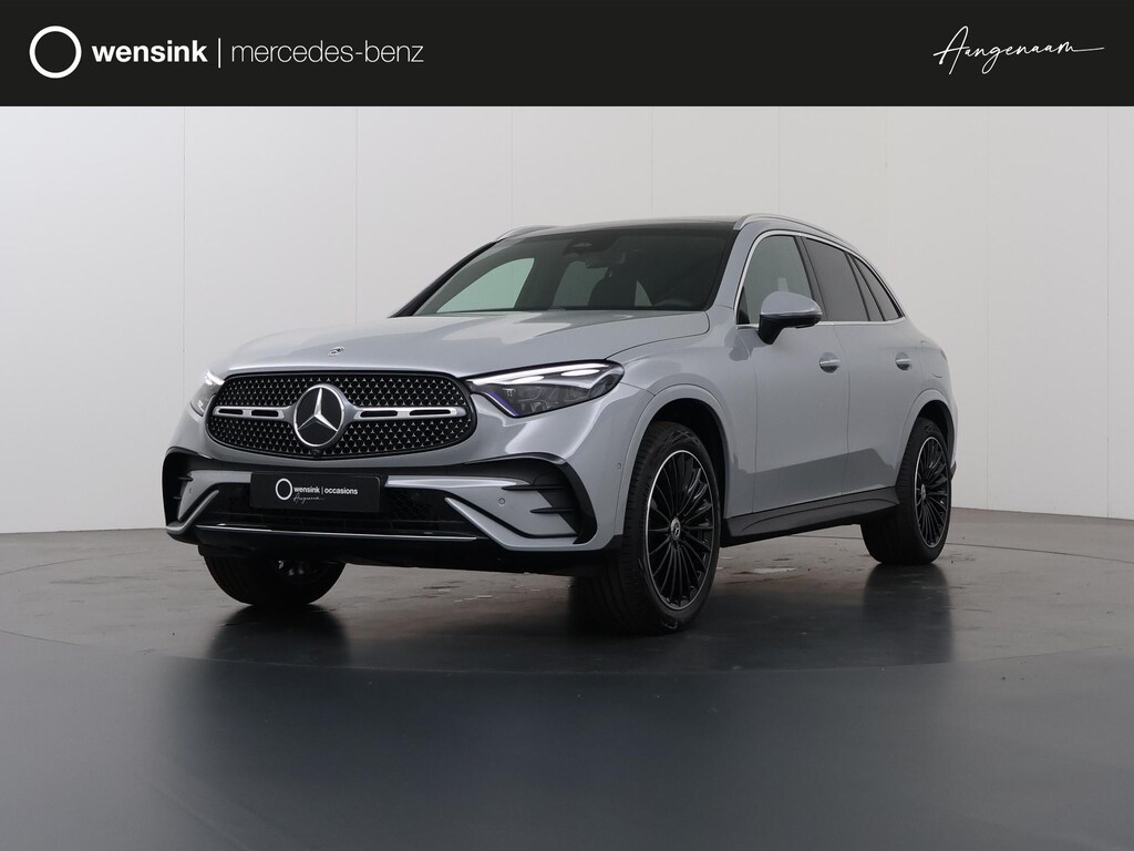 Mercedes-Benz GLC 300e 4MATIC Business Solution AMG | Premium Pakket | Trekhaak | Winterpakket | Panoramaschuifdak | Treeplanken |