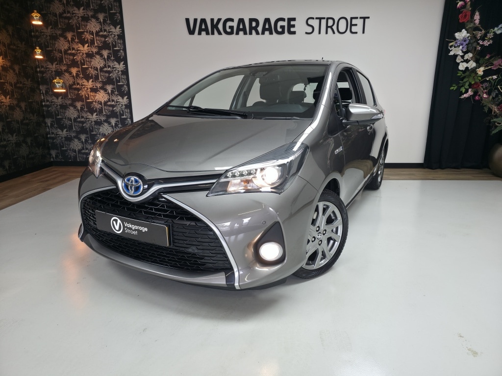 Toyota Yaris 1.5 Hybrid Dyn.| voll.deal.oh.+ bkje | leer | keyless | jaarbrt