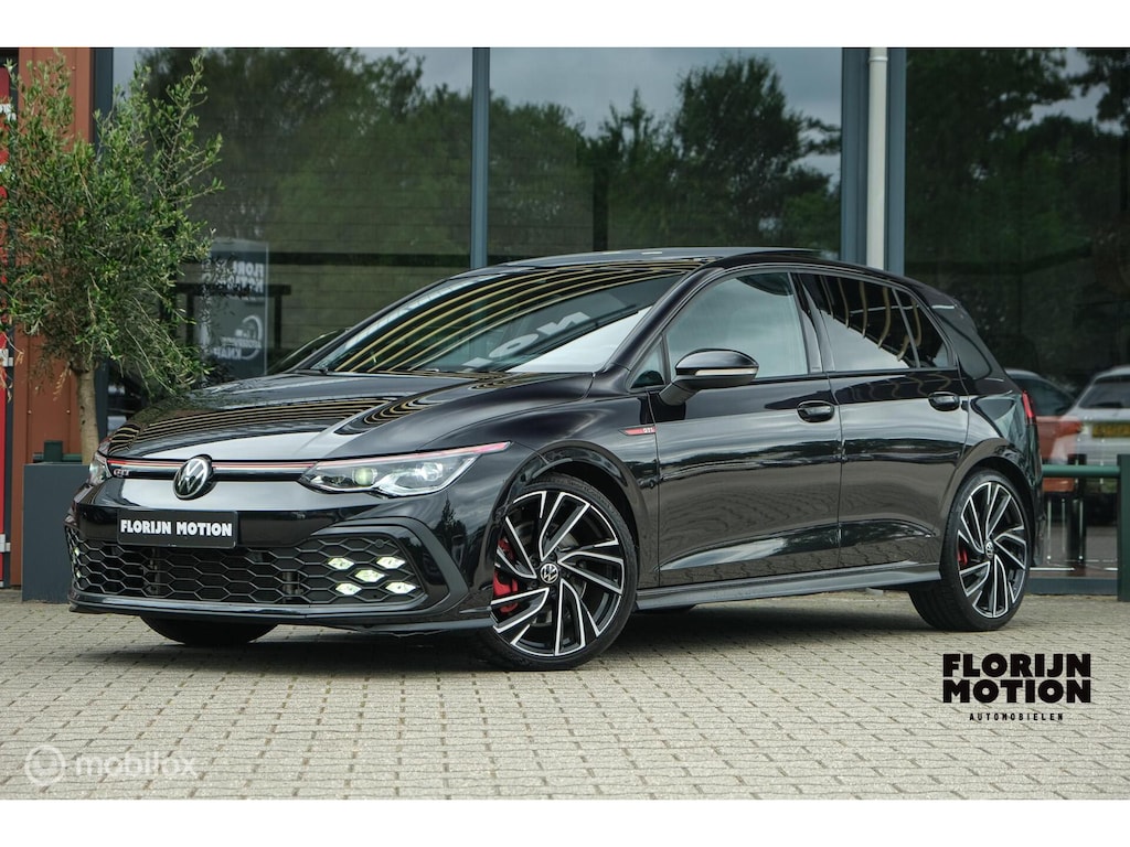 Volkswagen Golf 2.0 TSI GTI | Virtual | Harman Kardon | Schuifdak | IQ LEd | ACC | HUD | Memory | Stoelverwarming en ventilatie | Camera | Trekhaak | Stuurwielverw. | VOL!