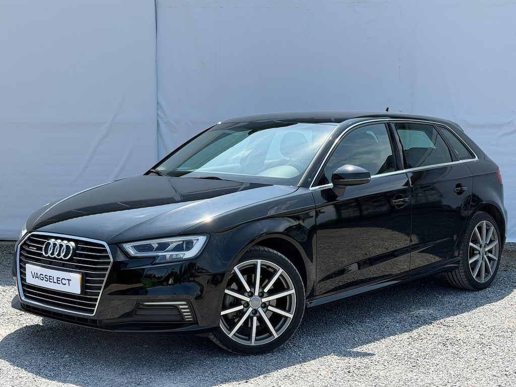 Audi A3 Sportback 40 e-tron // Camera // Leder // Virtual // Proefrit Mogelijk