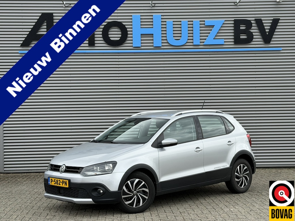 Volkswagen Polo 1.2 TSI 90 PK Automaat CrossPolo Comfortline Connected Series Navigatie Climate Control LMV PDC