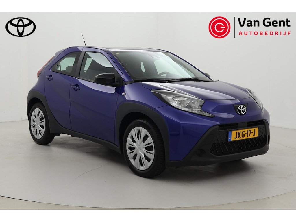 Toyota Aygo X 1.0 VVT-i MT Play | Apple Carplay / Android Auto | Adaptive Cruise | Airco | Camera | Rijstrooksensor