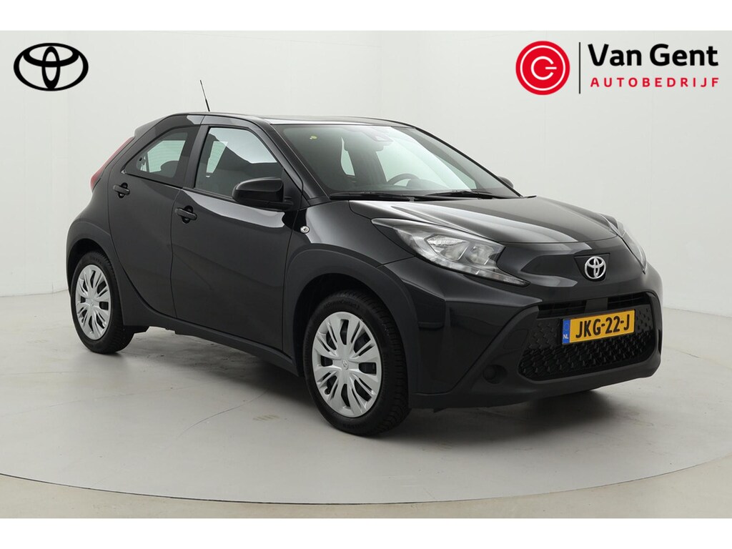 Toyota Aygo X 1.0 VVT-i MT Play | Apple Carplay / Android Auto | Adaptive Cruise | Airco | Camera | Rijstrooksensor