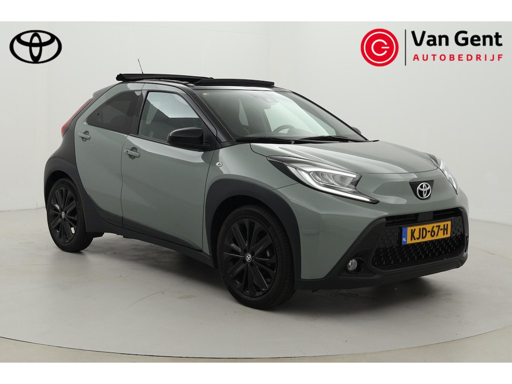 Toyota Aygo X 1.0 VVT-i MT Premium | Elektrisch vouwdak | Apple Carplay / Android Auto | LED | Stoelverwarming | Adaptive Cruise | Keyless | Clima | Parkeersensoren voor/achter | Camera | 18 inch
