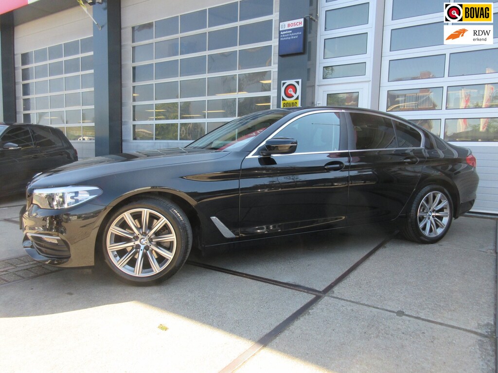 BMW 5-Serie 520i Executive Edition / Navi Prof. / D-Glas