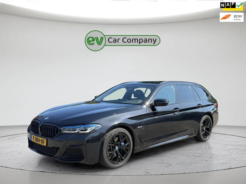 BMW 5-Serie Touring 530e Business Edition Plus | M Sport | Laser LED | Trekhaak | Dealer onderhouden | Adapt. Cruise | CarPlay