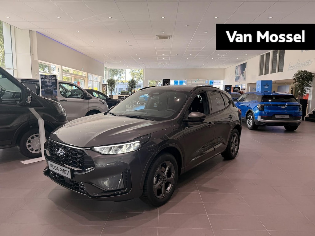 Ford Kuga St- Line Nu met 7450,- voordeel |  van 48395 voor 40945 euro | winterpack | Trekhaak | All Weather banden | Cruise Control | 18'' Lichtmetalen velgen |