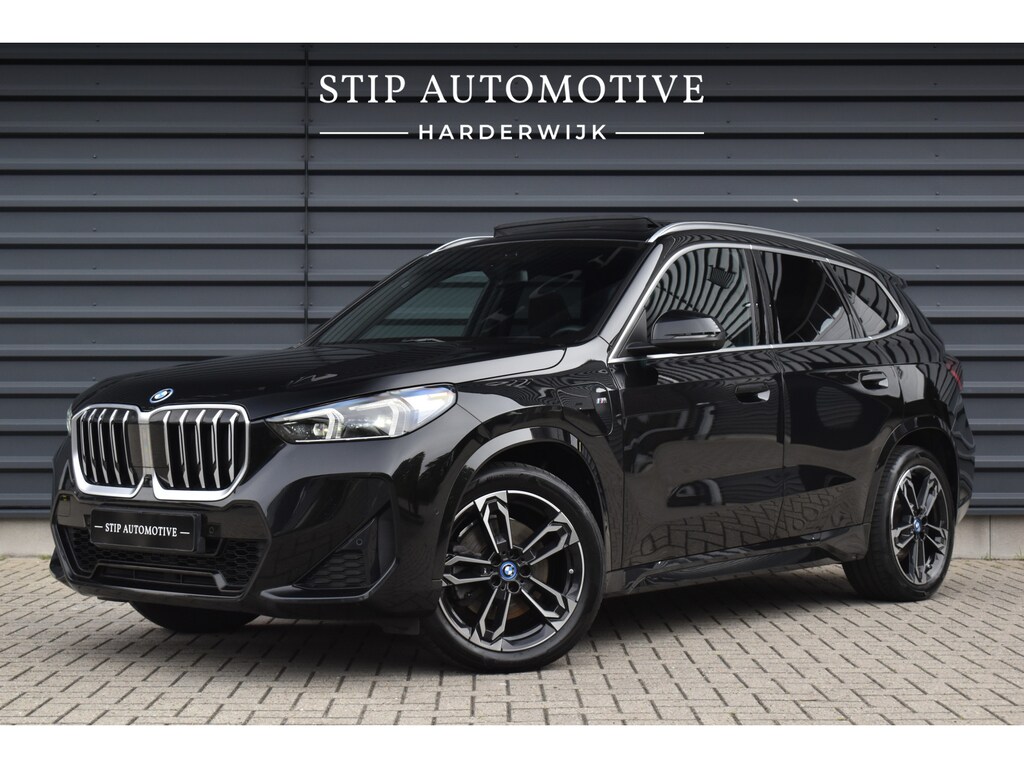 BMW X1 xDrive30e M Sport | Pano | Trekhaak | Harman/Kardon | Massage | ACC | Head-Up | Memory seat | Sfeerverlichting |