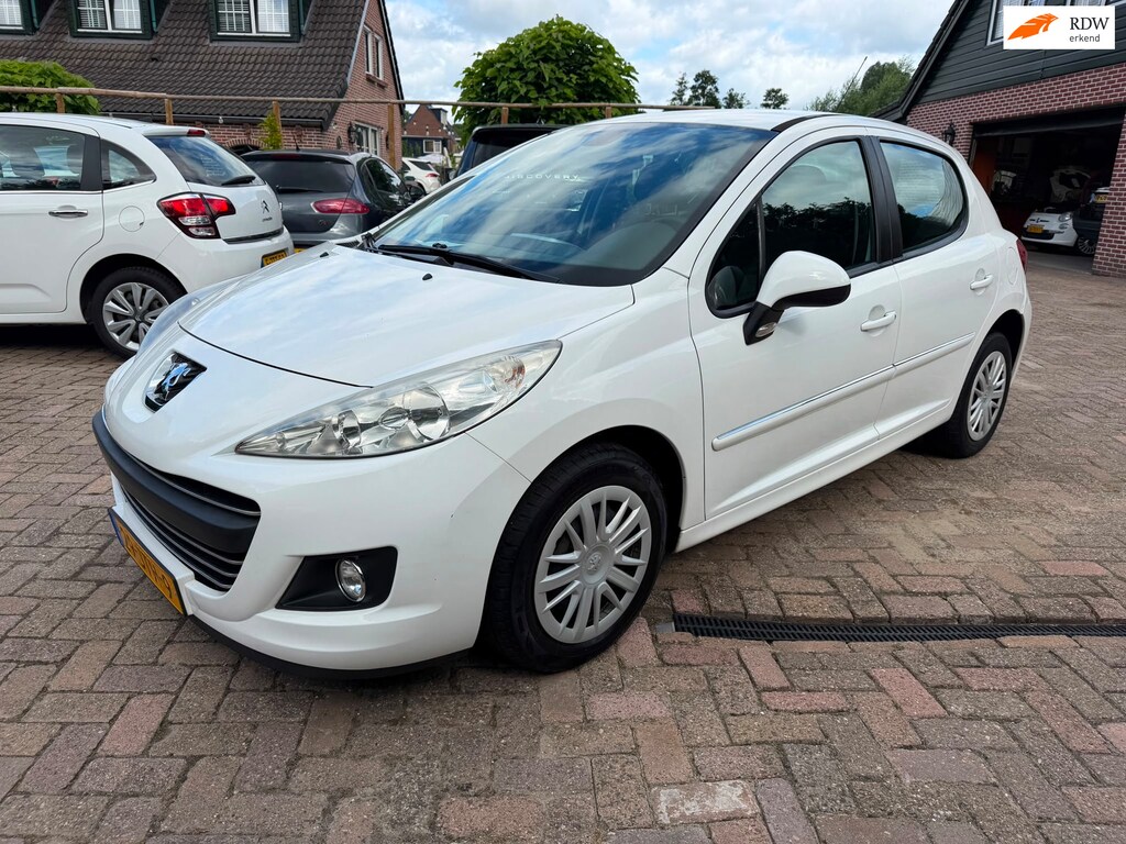 Peugeot 207 1.4 VTi XS NIEUWE APK 07-07-2027