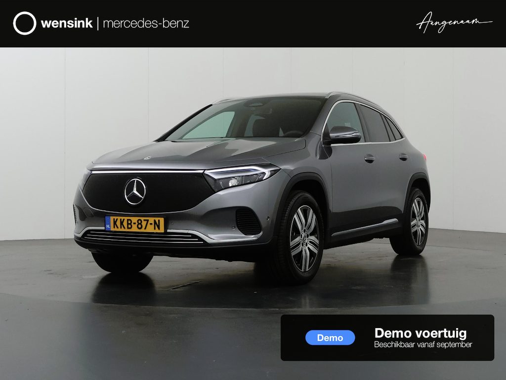 Mercedes-Benz EQA 250+ Business Solution Luxury 71 kWh | Panoramaschuifdak | Achteruitrijcamera | Stoelverwarming | Dodehoekassistent |