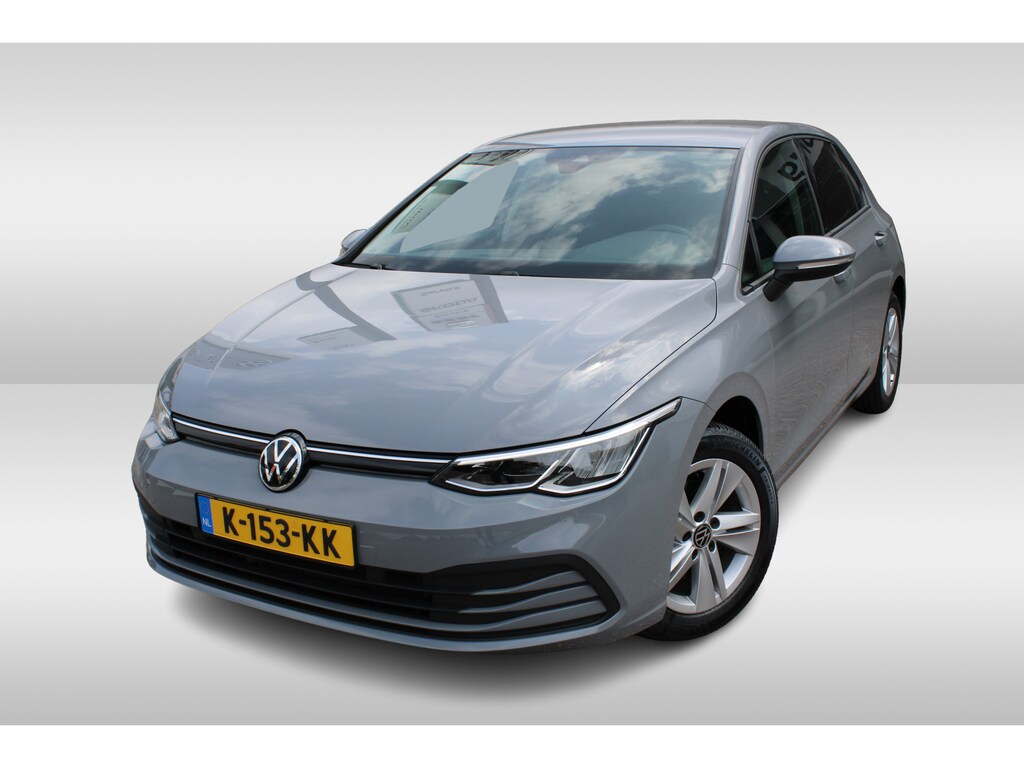 Volkswagen Golf 1.0 TSI 110pk Life /Navigatie by App Connect / Parkeersensoren / LM 16 inch / LED / Digital cockpit